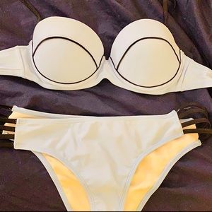 Sexy Blue Bikini in Great Shape!